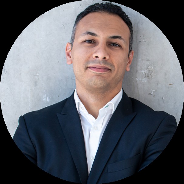 Amr Alhomsi, Regulated Canadian Immigration Consultant (RCIC), StayInCanada Immigration